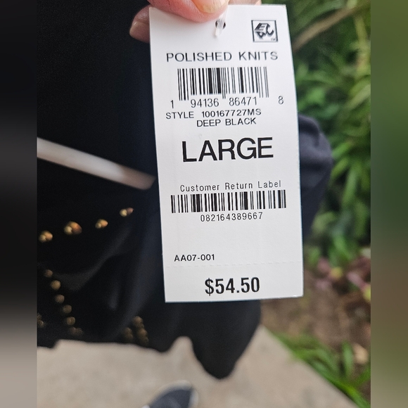 INC. INTERNATIONAL BLACK XL TOP - Picture 3 of 3